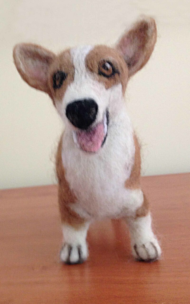 Corgi by Rebecca Dufton, 6 inches tall, wool roving on wire armature